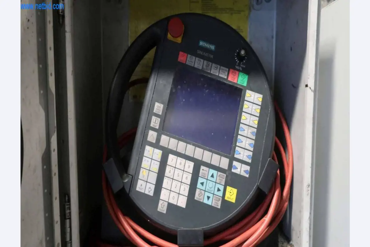 Die casting equipment (Al/Mg) 480 - 1,050 t,
Mechanical processing, toolmaking-9