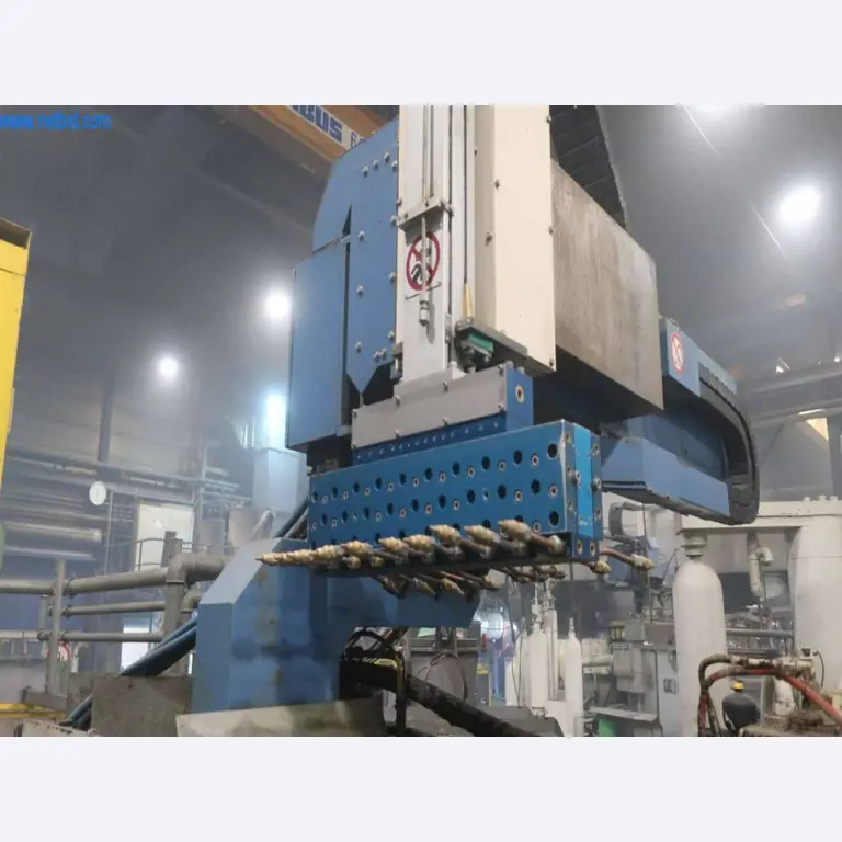 Installations de coulée sous pression (Al/Mg) 480 - 1.050 t,
Usinage mécanique, fabrication d'outils
-10