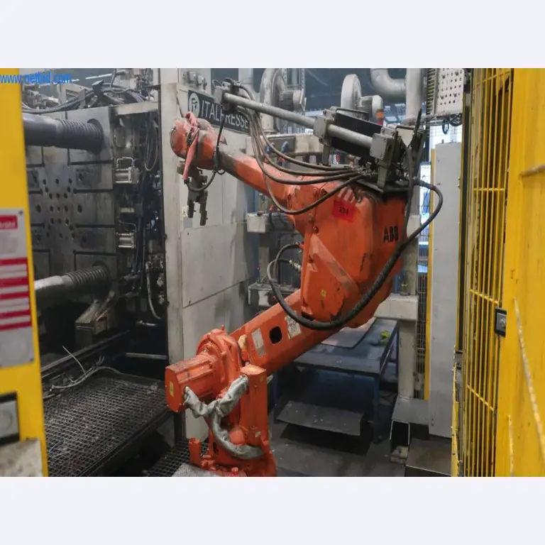 Installations de coulée sous pression (Al/Mg) 480 - 1.050 t,
Usinage mécanique, fabrication d'outils
-14