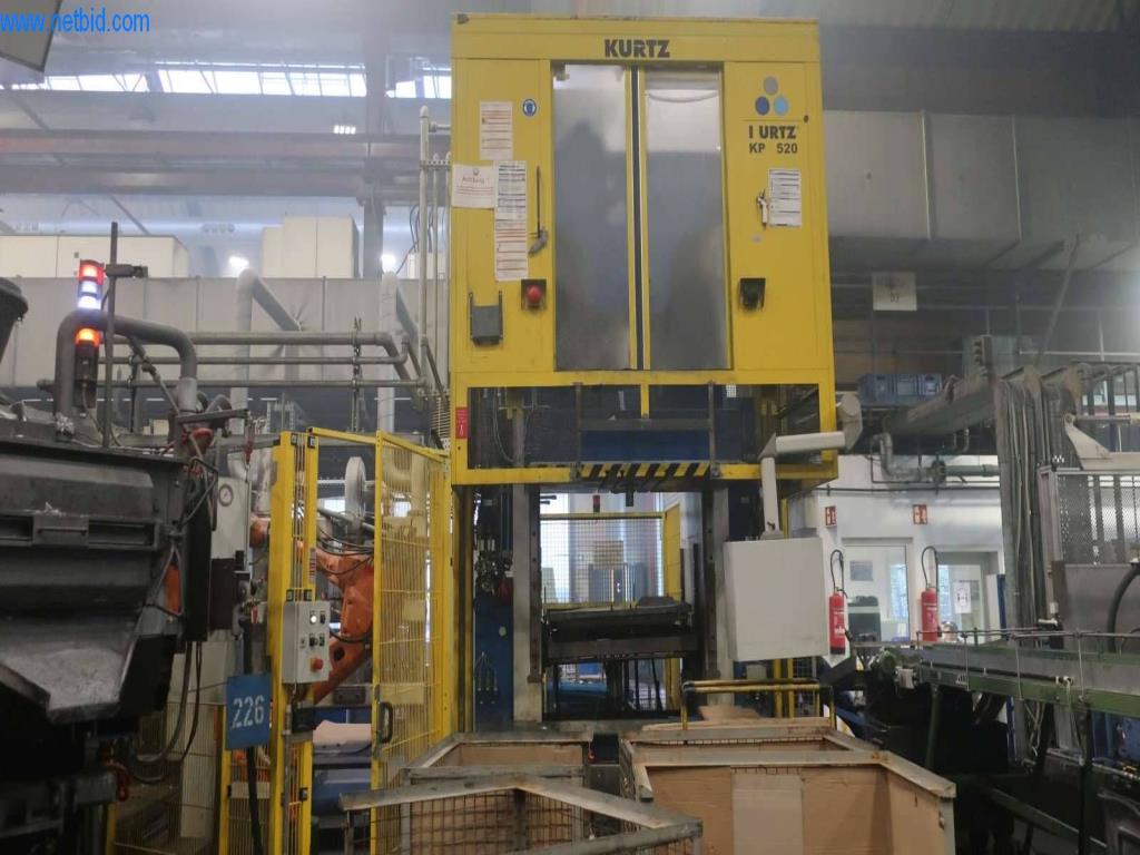 Druckgussanlagen (Al/Mg) 480 – 1.050 t,
Mechanische Bearbeitung, Werkzeugbau
-16