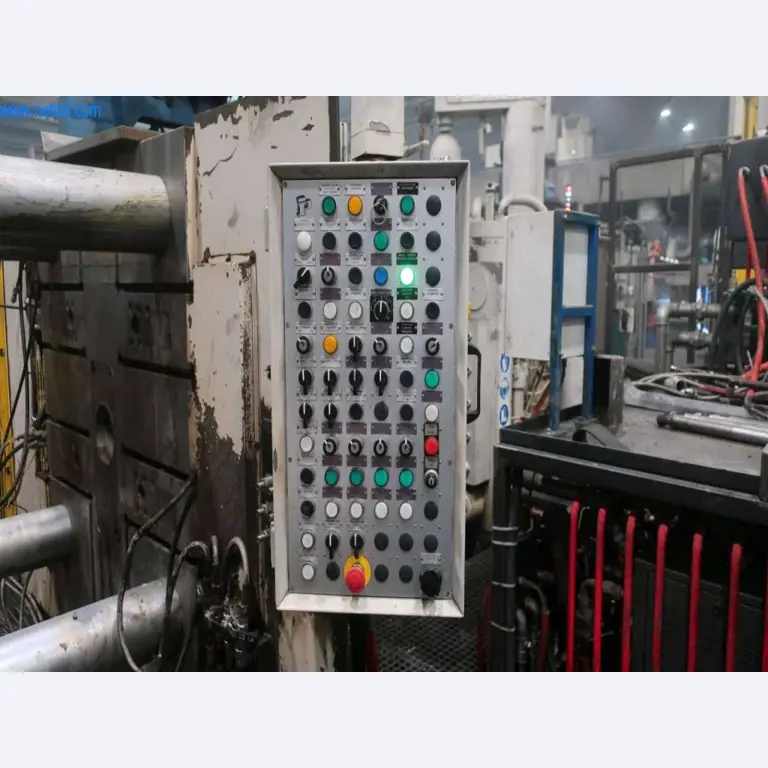 Installations de coulée sous pression (Al/Mg) 480 - 1.050 t,
Usinage mécanique, fabrication d'outils
-29