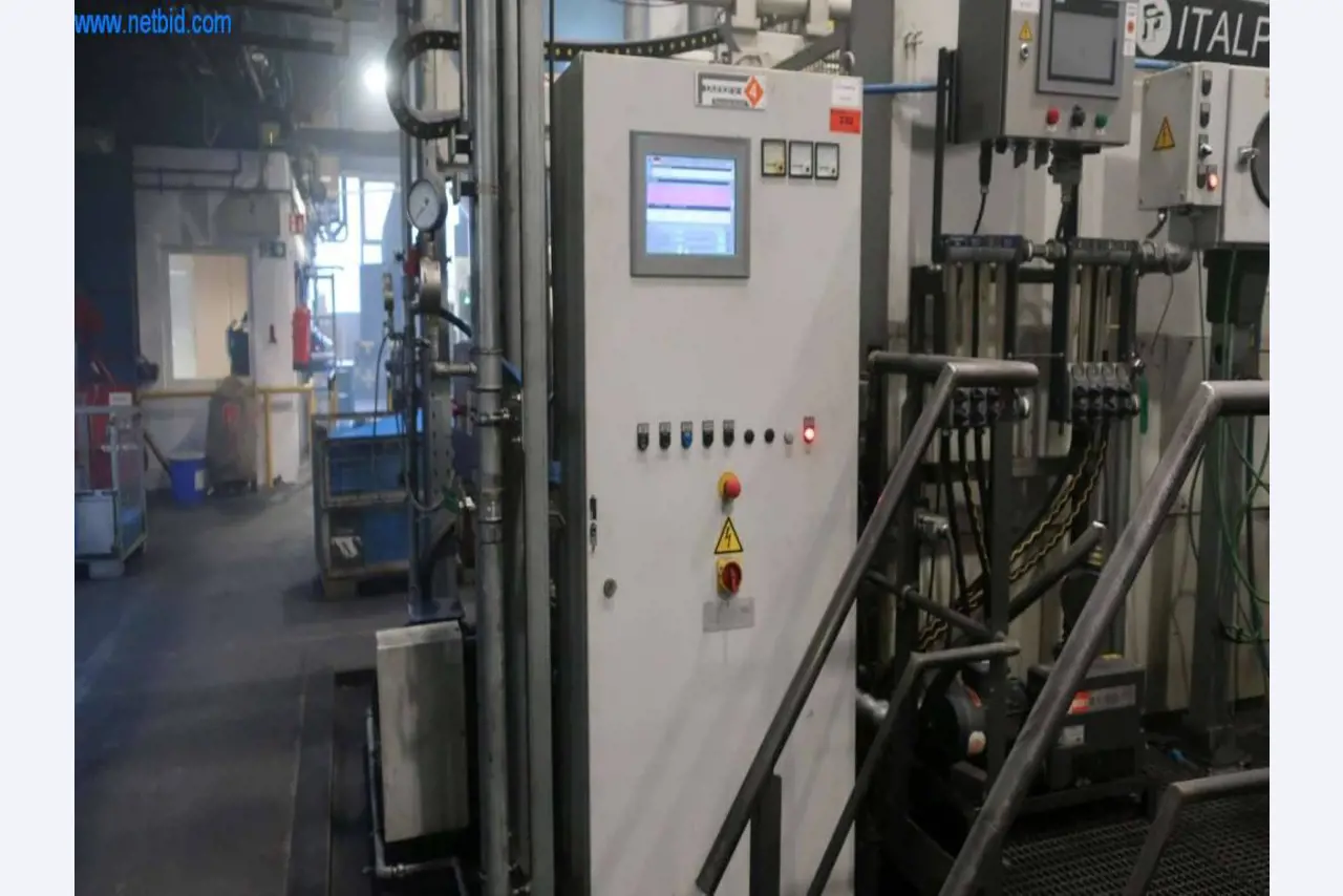 Installations de coulée sous pression (Al/Mg) 480 - 1.050 t,
Usinage mécanique, fabrication d'outils
-6