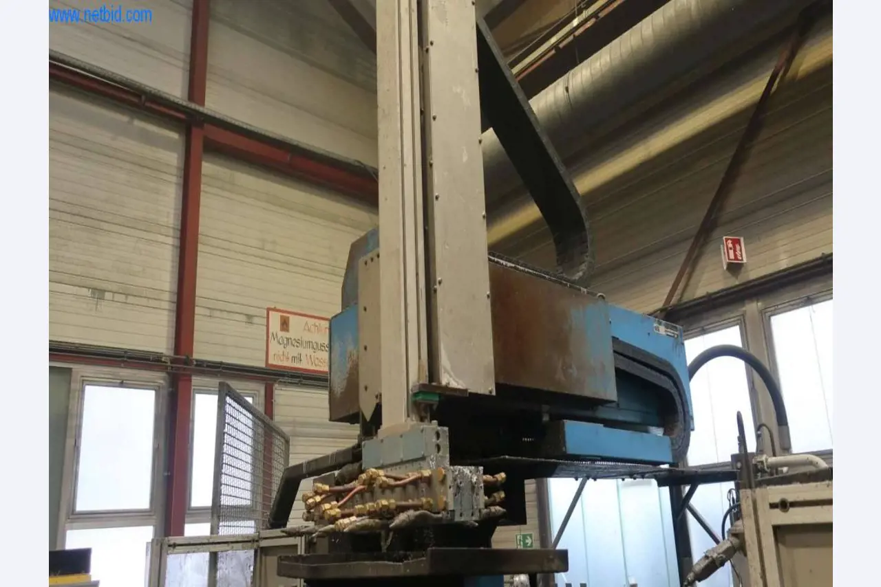 Druckgussanlagen (Al/Mg) 480 – 1.050 t,
Mechanische Bearbeitung, Werkzeugbau
-14