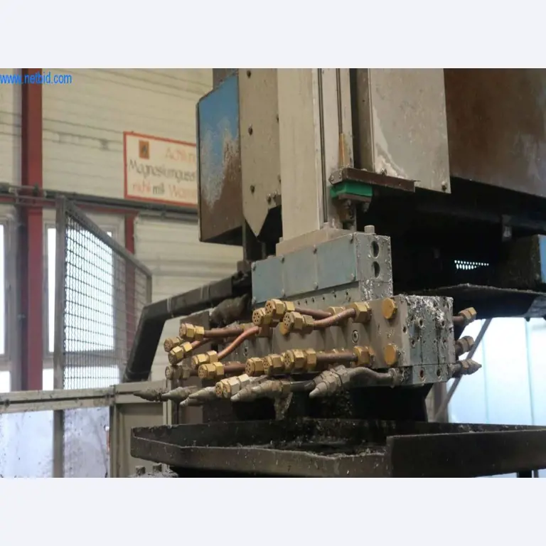 Druckgussanlagen (Al/Mg) 480 – 1.050 t,
Mechanische Bearbeitung, Werkzeugbau
-15