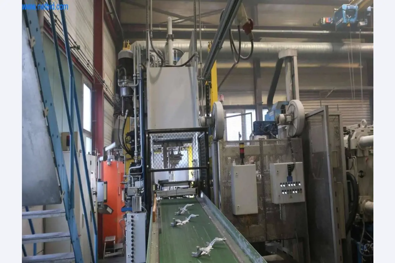 Druckgussanlagen (Al/Mg) 480 – 1.050 t,
Mechanische Bearbeitung, Werkzeugbau
-21