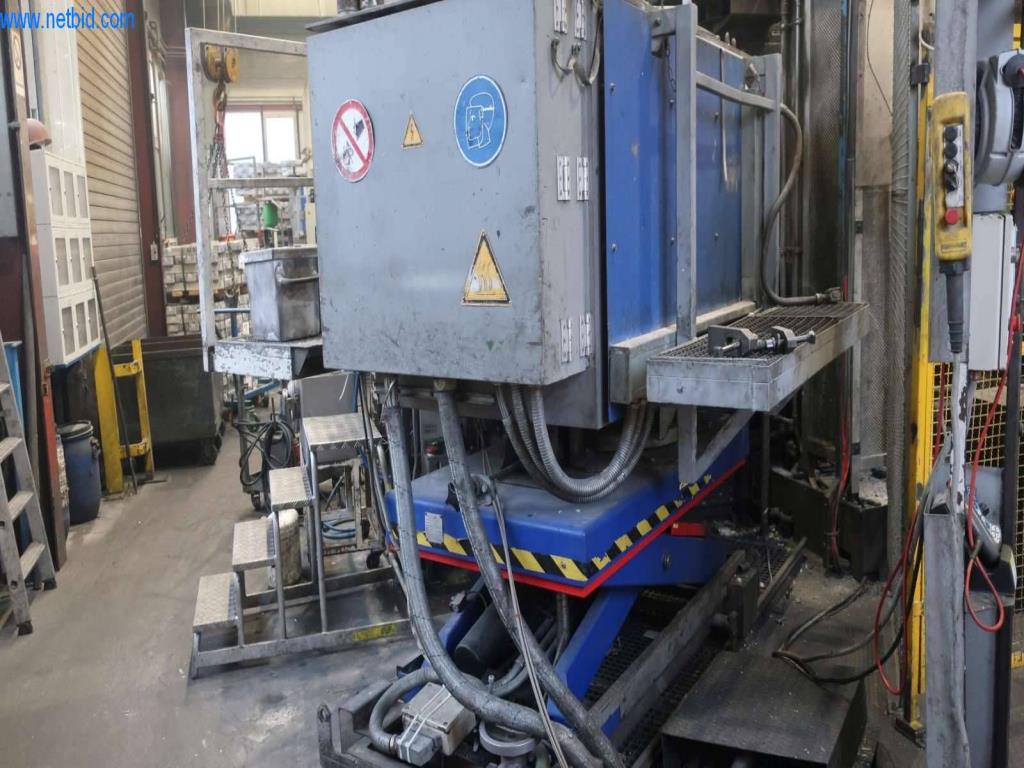 Sistemas de fundición a presión (Al/Mg) 480 - 1.050 toneladas,
Procesamiento mecánico, fabricación de herramientas
-4