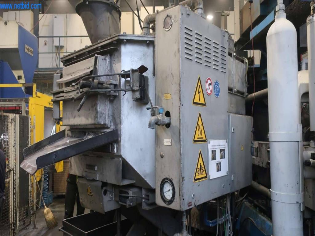 Sistemas de fundición a presión (Al/Mg) 480 - 1.050 toneladas,
Procesamiento mecánico, fabricación de herramientas
-9