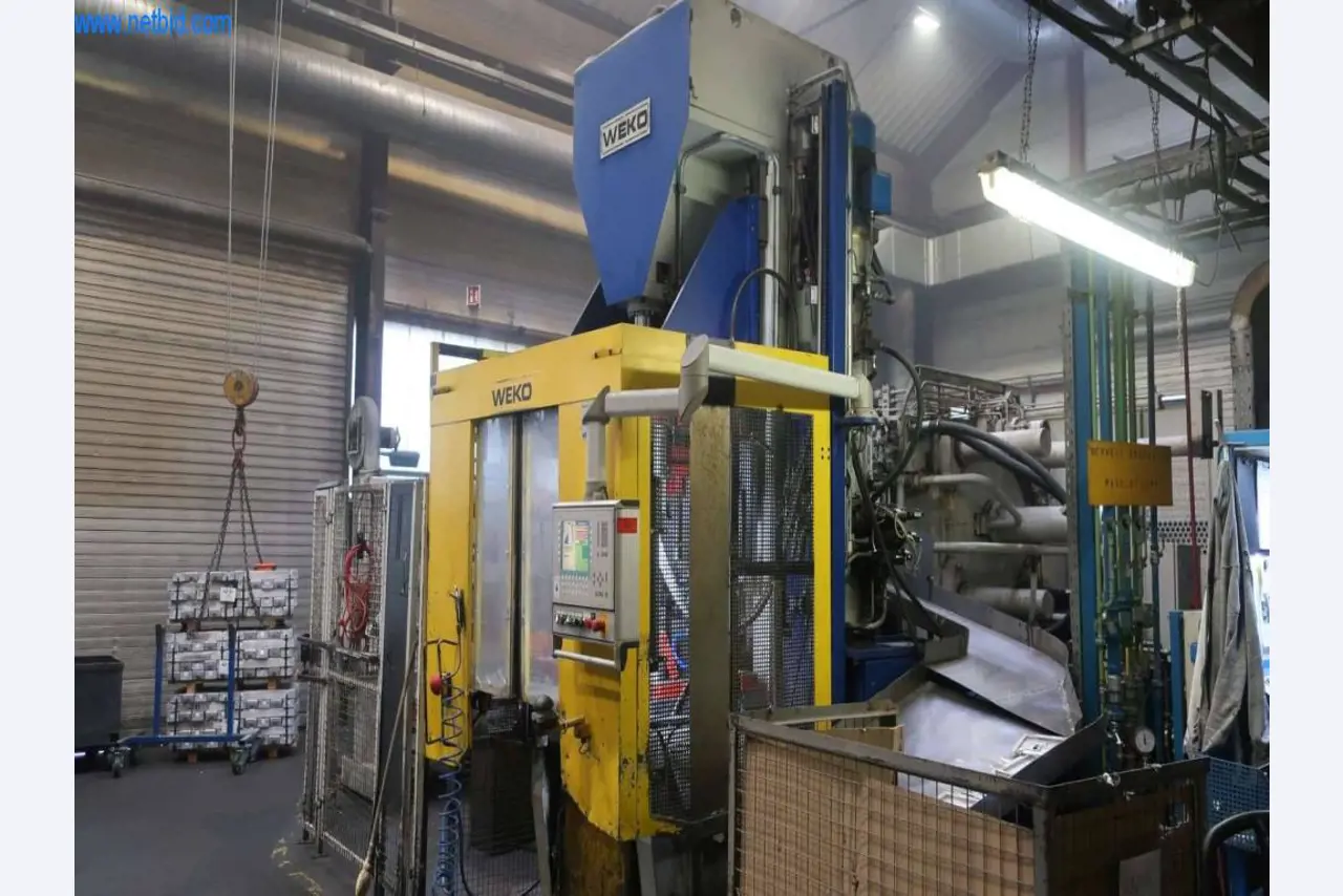 Druckgussanlagen (Al/Mg) 480 – 1.050 t,
Mechanische Bearbeitung, Werkzeugbau
-12