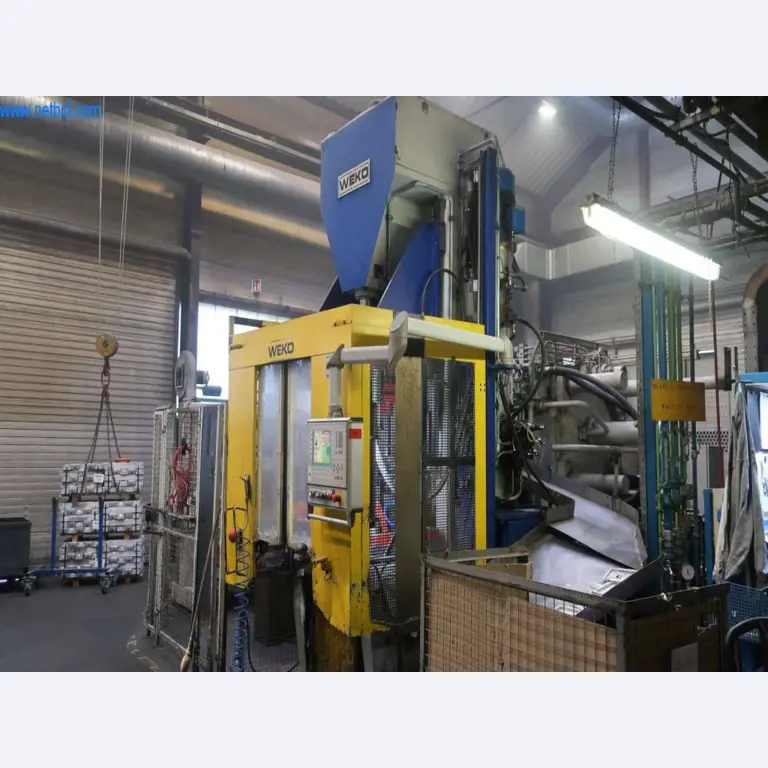 Druckgussanlagen (Al/Mg) 480 – 1.050 t,
Mechanische Bearbeitung, Werkzeugbau
-12