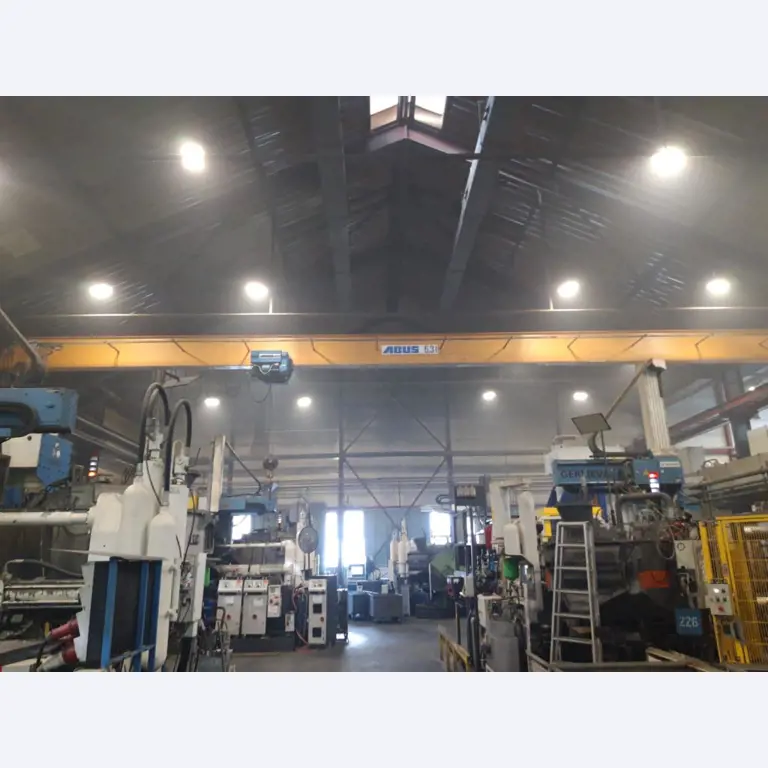 Installations de coulée sous pression (Al/Mg) 480 - 1.050 t,
Usinage mécanique, fabrication d'outils
-1