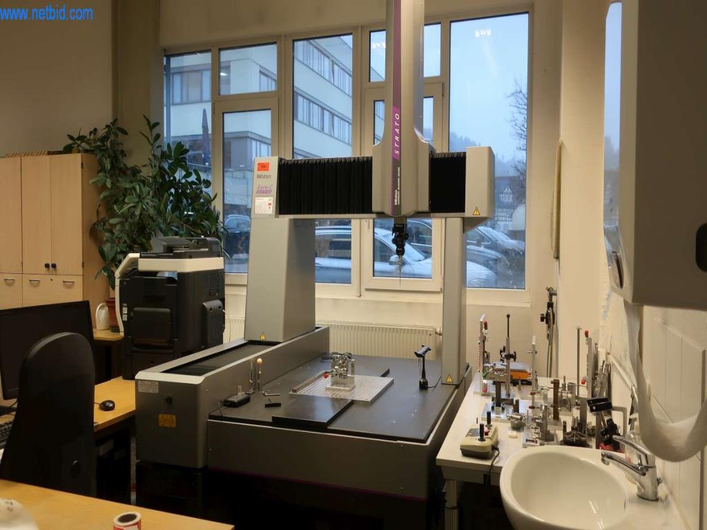 Druckgussanlagen (Al/Mg) 480 – 1.050 t,
Mechanische Bearbeitung, Werkzeugbau
-2