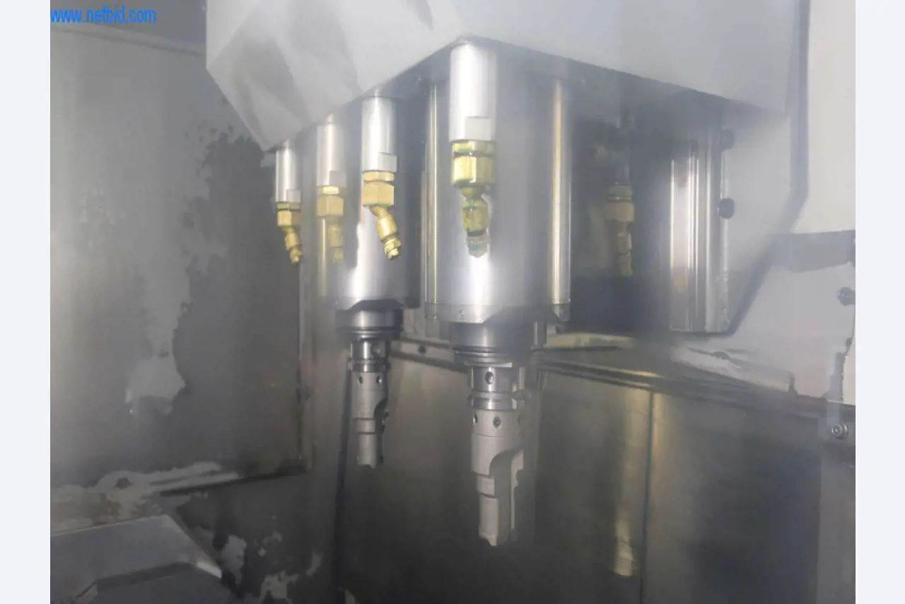 Druckgussanlagen (Al/Mg) 480 – 1.050 t,
Mechanische Bearbeitung, Werkzeugbau
-24