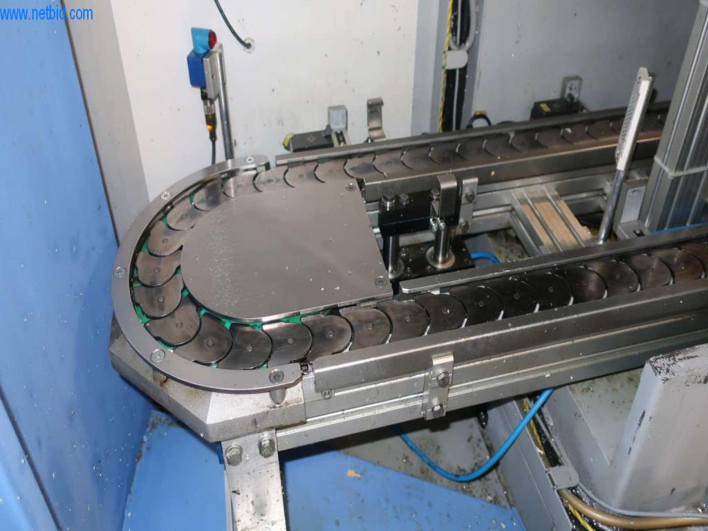 Druckgussanlagen (Al/Mg) 480 – 1.050 t,
Mechanische Bearbeitung, Werkzeugbau
-7