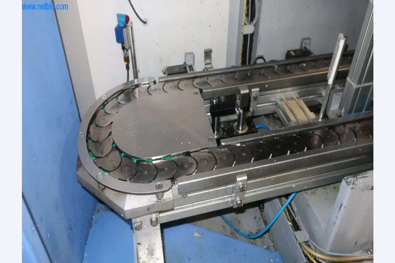 Druckgussanlagen (Al/Mg) 480 – 1.050 t,
Mechanische Bearbeitung, Werkzeugbau
-7