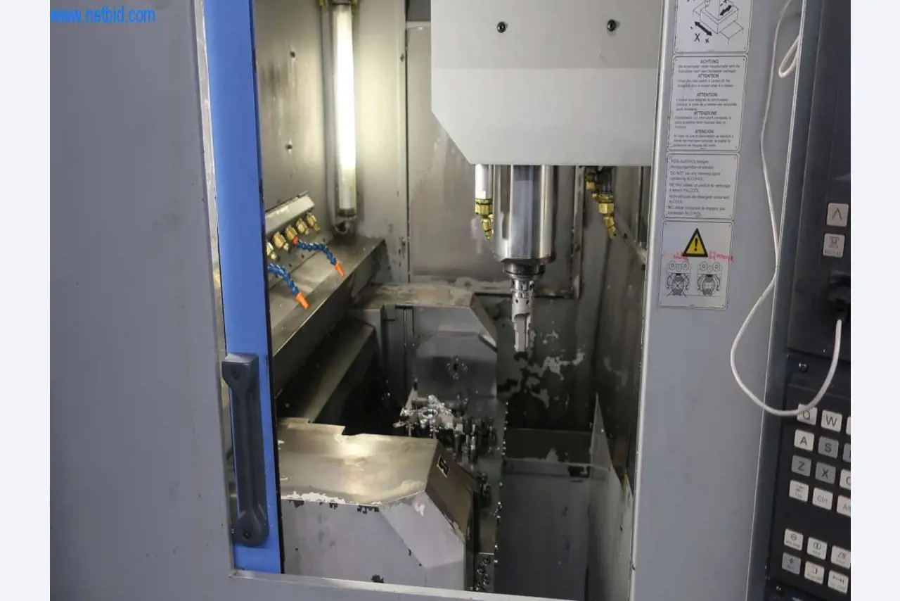 Druckgussanlagen (Al/Mg) 480 – 1.050 t,
Mechanische Bearbeitung, Werkzeugbau
-8