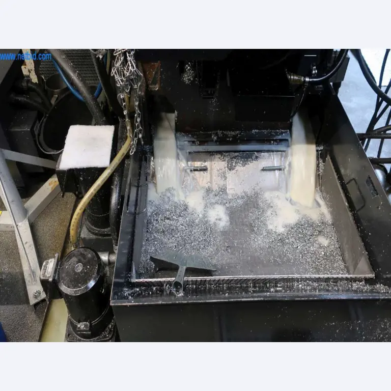 Druckgussanlagen (Al/Mg) 480 – 1.050 t,
Mechanische Bearbeitung, Werkzeugbau
-10