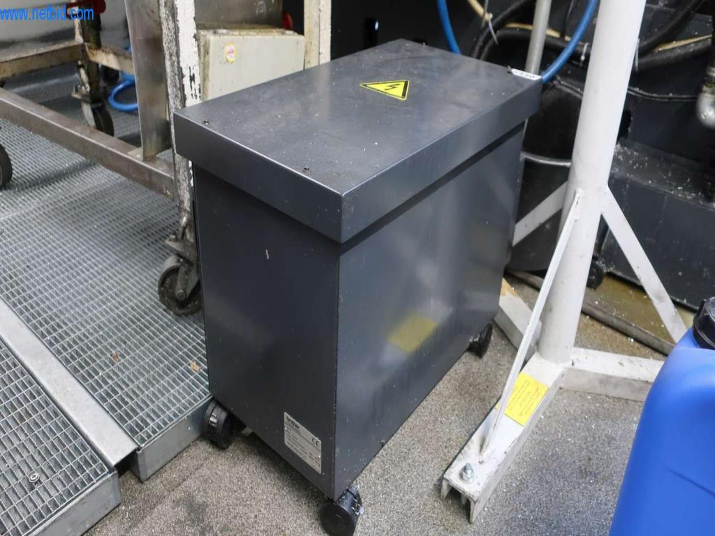 Druckgussanlagen (Al/Mg) 480 – 1.050 t,
Mechanische Bearbeitung, Werkzeugbau
-11