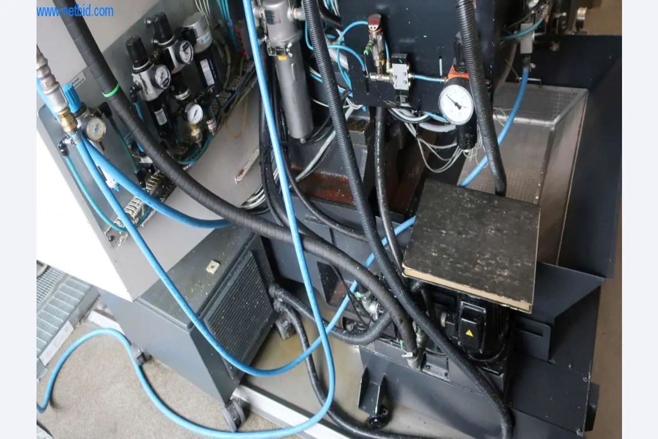 Druckgussanlagen (Al/Mg) 480 – 1.050 t,
Mechanische Bearbeitung, Werkzeugbau
-2