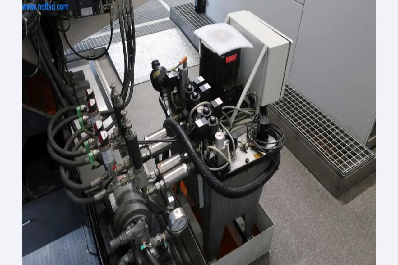 Druckgussanlagen (Al/Mg) 480 – 1.050 t,
Mechanische Bearbeitung, Werkzeugbau
-3