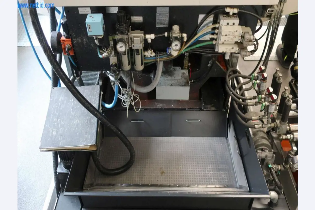 Druckgussanlagen (Al/Mg) 480 – 1.050 t,
Mechanische Bearbeitung, Werkzeugbau
-4