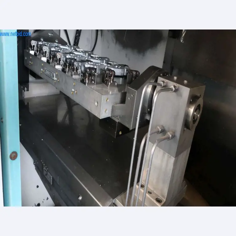 Druckgussanlagen (Al/Mg) 480 – 1.050 t,
Mechanische Bearbeitung, Werkzeugbau
-9