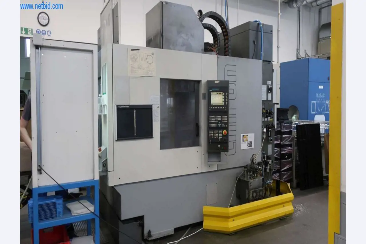 Druckgussanlagen (Al/Mg) 480 – 1.050 t,
Mechanische Bearbeitung, Werkzeugbau
-12