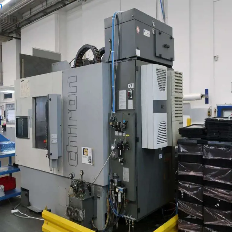 Obdelovalni center CNC Chiron FZ12w high speed plus