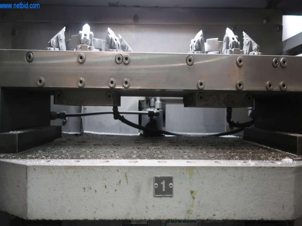 Druckgussanlagen (Al/Mg) 480 – 1.050 t,
Mechanische Bearbeitung, Werkzeugbau
-6