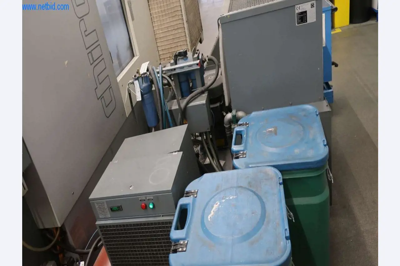 Druckgussanlagen (Al/Mg) 480 – 1.050 t,
Mechanische Bearbeitung, Werkzeugbau
-9