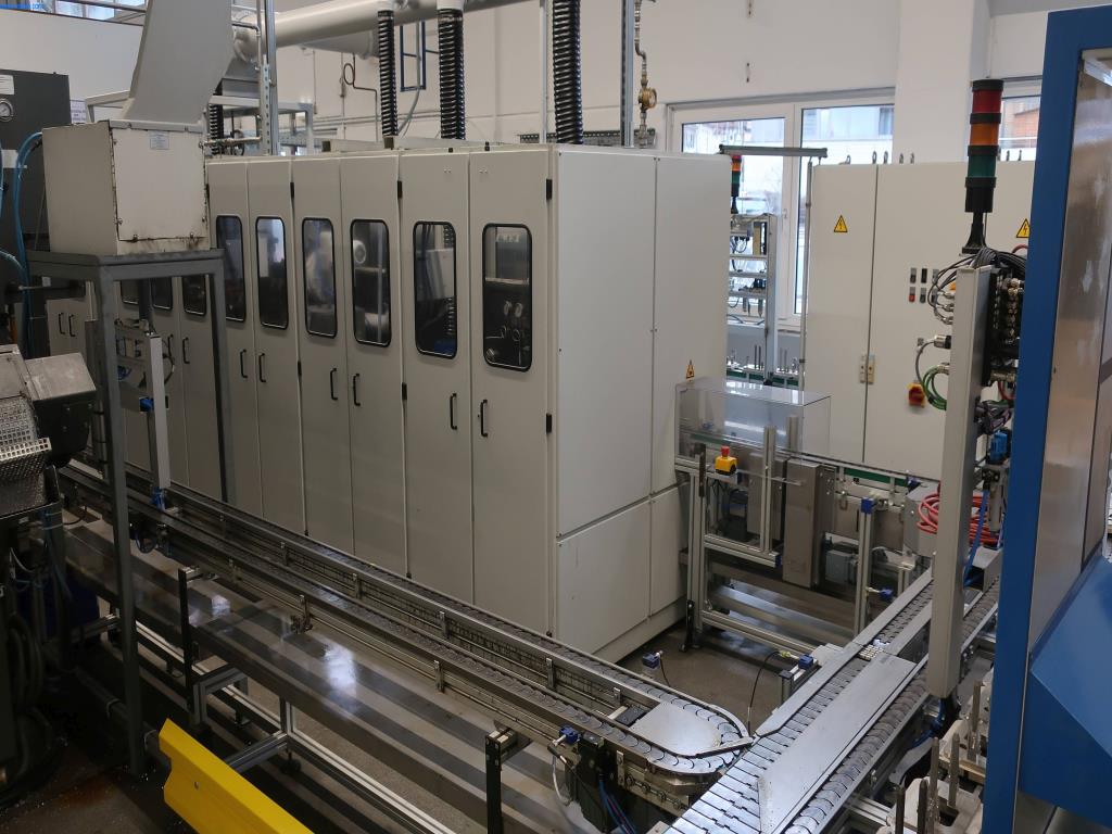 Druckgussanlagen (Al/Mg) 480 – 1.050 t,
Mechanische Bearbeitung, Werkzeugbau
-1