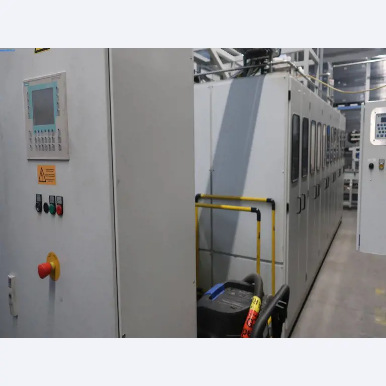 Druckgussanlagen (Al/Mg) 480 – 1.050 t,
Mechanische Bearbeitung, Werkzeugbau
-6