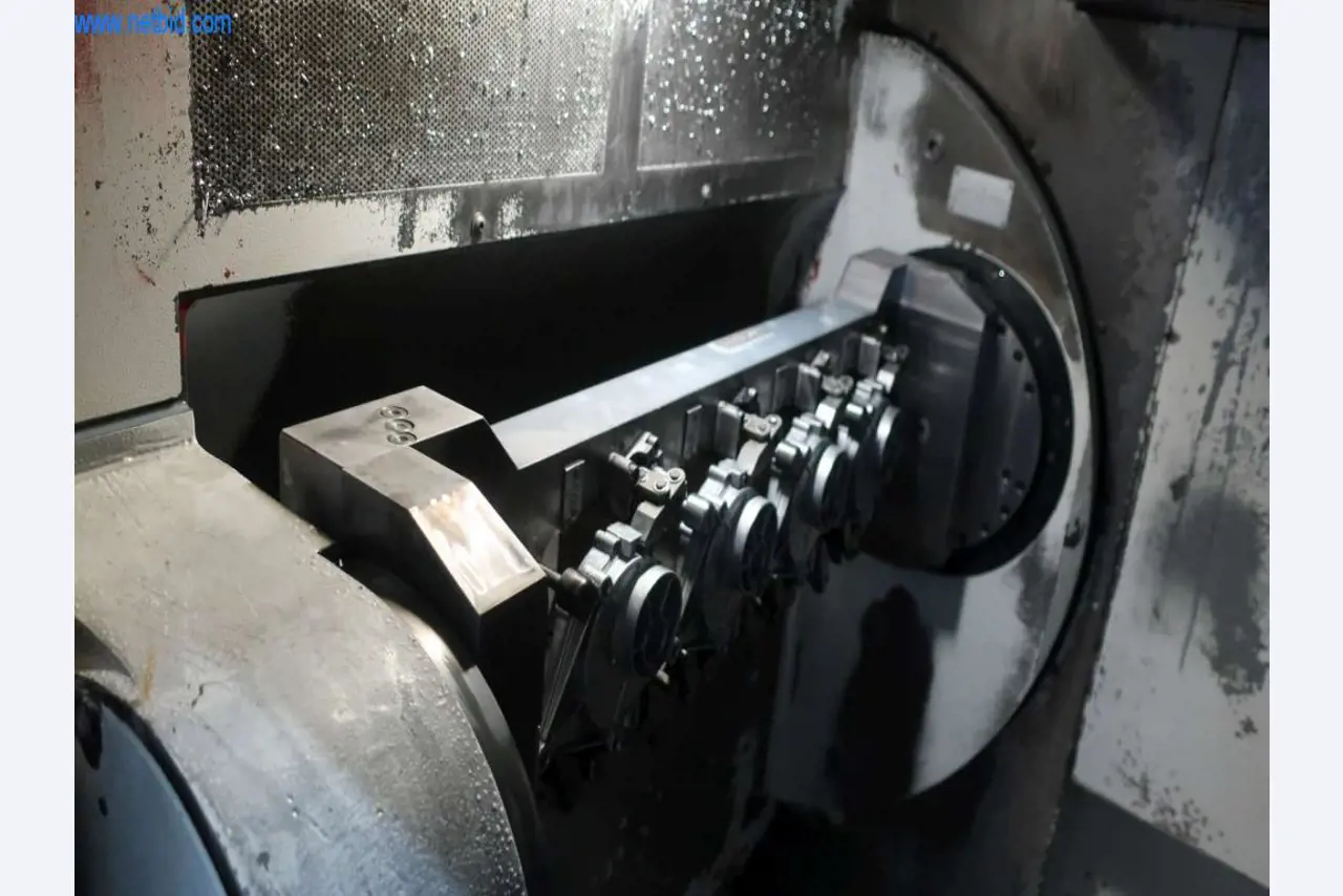 Druckgussanlagen (Al/Mg) 480 – 1.050 t,
Mechanische Bearbeitung, Werkzeugbau
-10