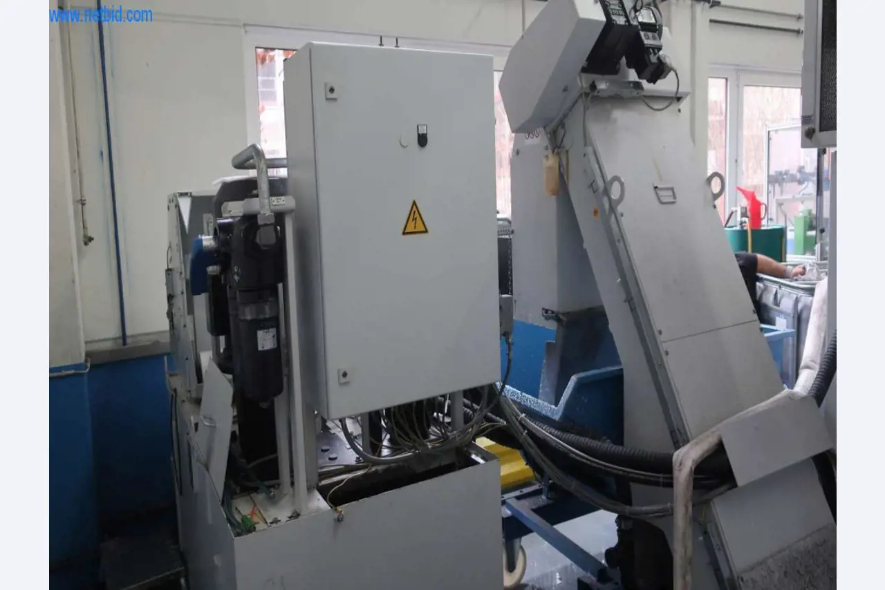 Druckgussanlagen (Al/Mg) 480 – 1.050 t,
Mechanische Bearbeitung, Werkzeugbau
-3