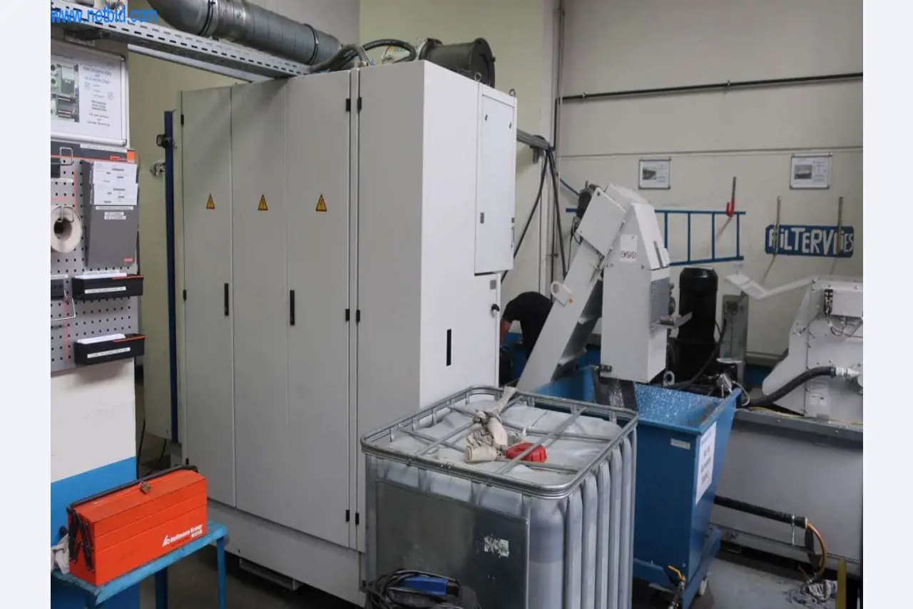 Druckgussanlagen (Al/Mg) 480 – 1.050 t,
Mechanische Bearbeitung, Werkzeugbau
-7