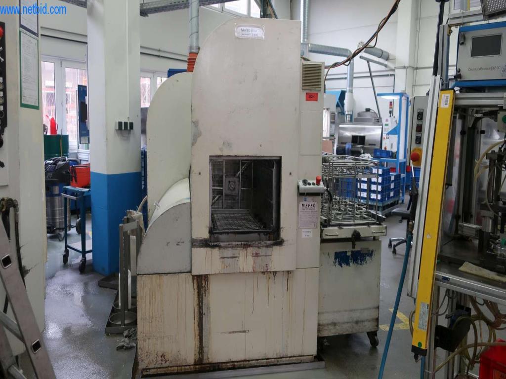 Druckgussanlagen (Al/Mg) 480 – 1.050 t,
Mechanische Bearbeitung, Werkzeugbau
-1