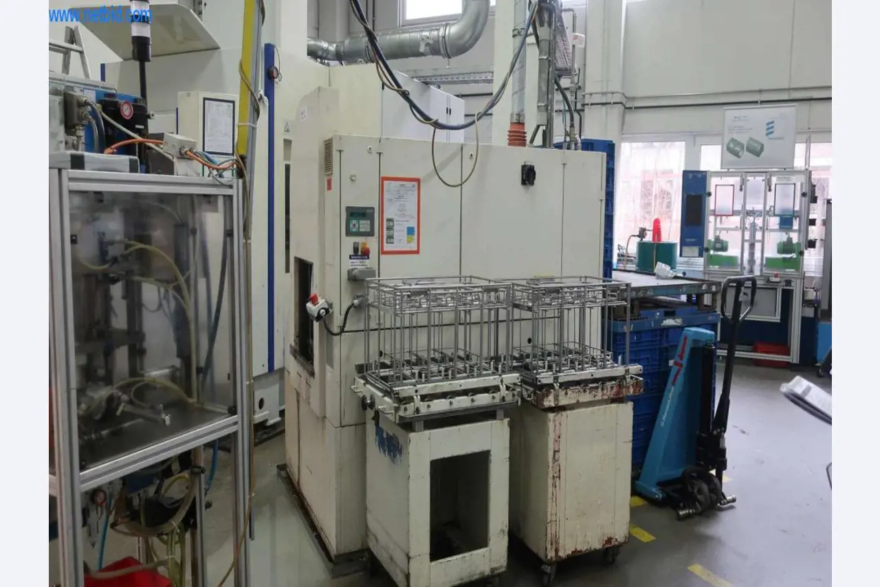 Sistemas de fundição injectada (Al/Mg) 480 - 1.050 toneladas,
Processamento mecânico, fabrico de ferramentas
-2