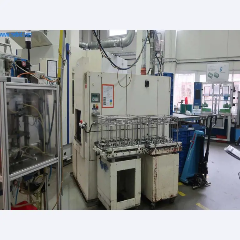 Sistemas de fundição injectada (Al/Mg) 480 - 1.050 toneladas,
Processamento mecânico, fabrico de ferramentas
-2