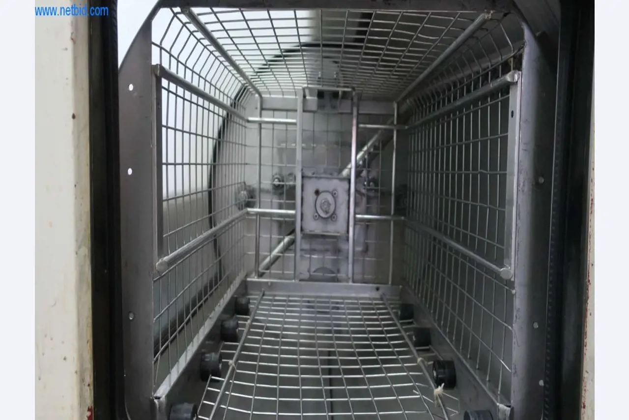 Sistemas de fundição injectada (Al/Mg) 480 - 1.050 toneladas,
Processamento mecânico, fabrico de ferramentas
-4