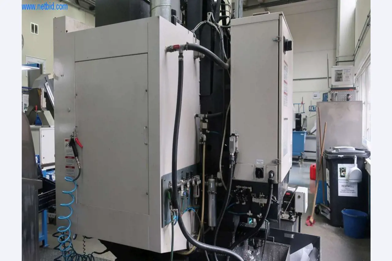 Druckgussanlagen (Al/Mg) 480 – 1.050 t,
Mechanische Bearbeitung, Werkzeugbau
-6