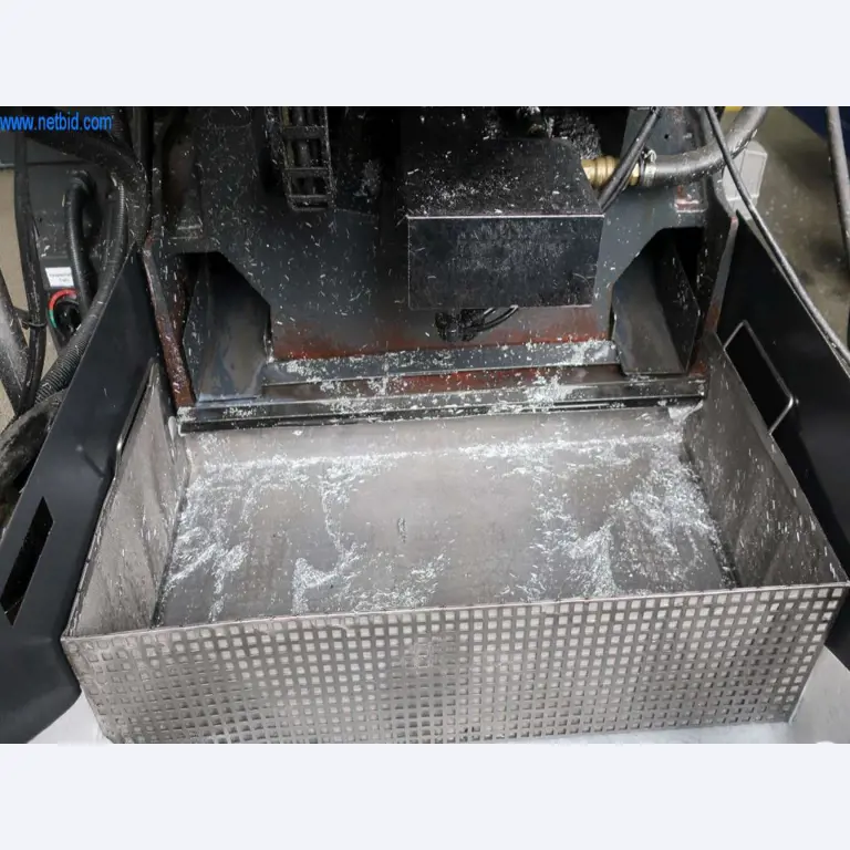 Druckgussanlagen (Al/Mg) 480 – 1.050 t,
Mechanische Bearbeitung, Werkzeugbau
-8