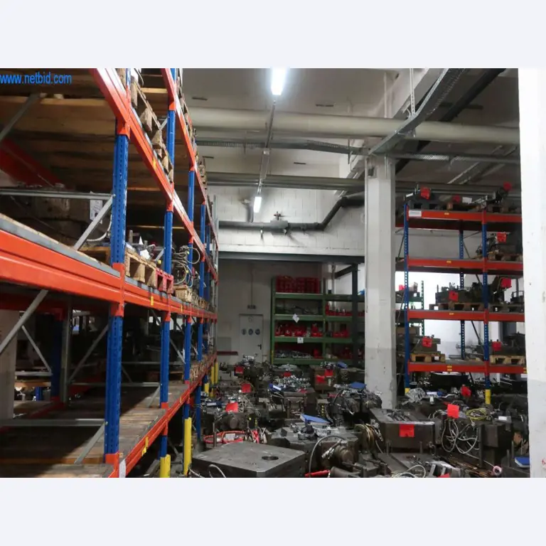 Druckgussanlagen (Al/Mg) 480 – 1.050 t,
Mechanische Bearbeitung, Werkzeugbau
-2