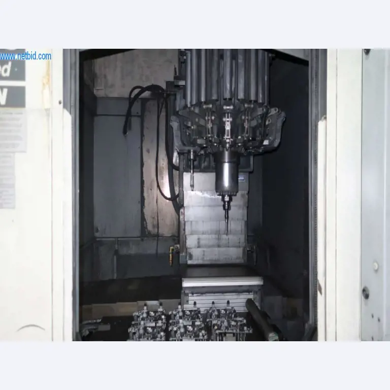 Druckgussanlagen (Al/Mg) 480 – 1.050 t,
Mechanische Bearbeitung, Werkzeugbau
-3