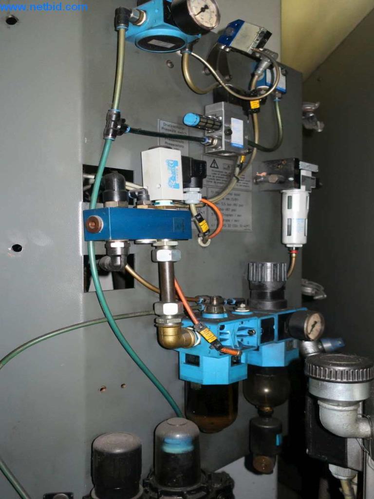 Druckgussanlagen (Al/Mg) 480 – 1.050 t,
Mechanische Bearbeitung, Werkzeugbau
-9