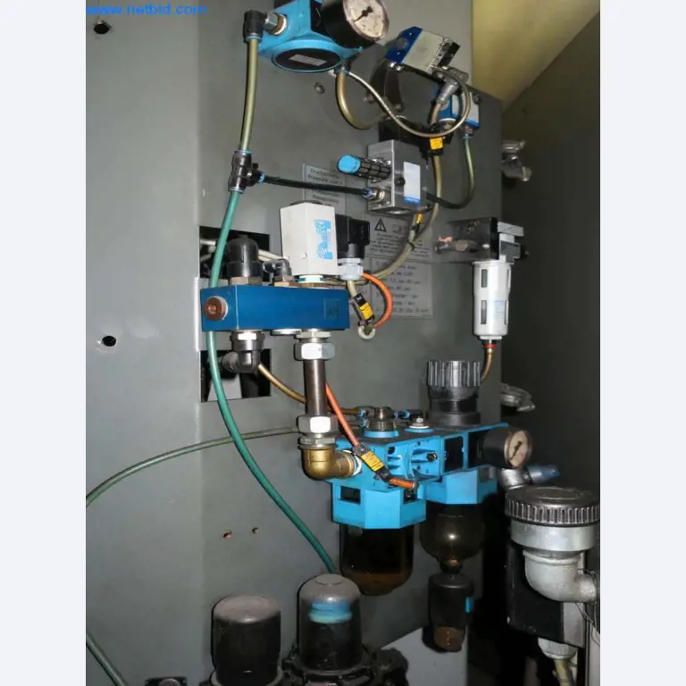 Druckgussanlagen (Al/Mg) 480 – 1.050 t,
Mechanische Bearbeitung, Werkzeugbau
-9