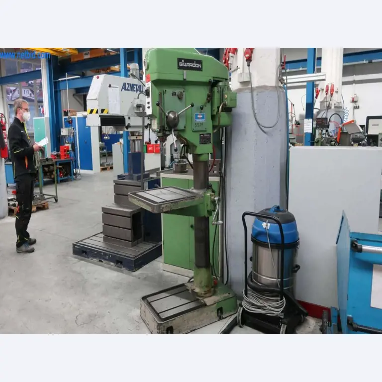 Druckgussanlagen (Al/Mg) 480 – 1.050 t,
Mechanische Bearbeitung, Werkzeugbau
-2