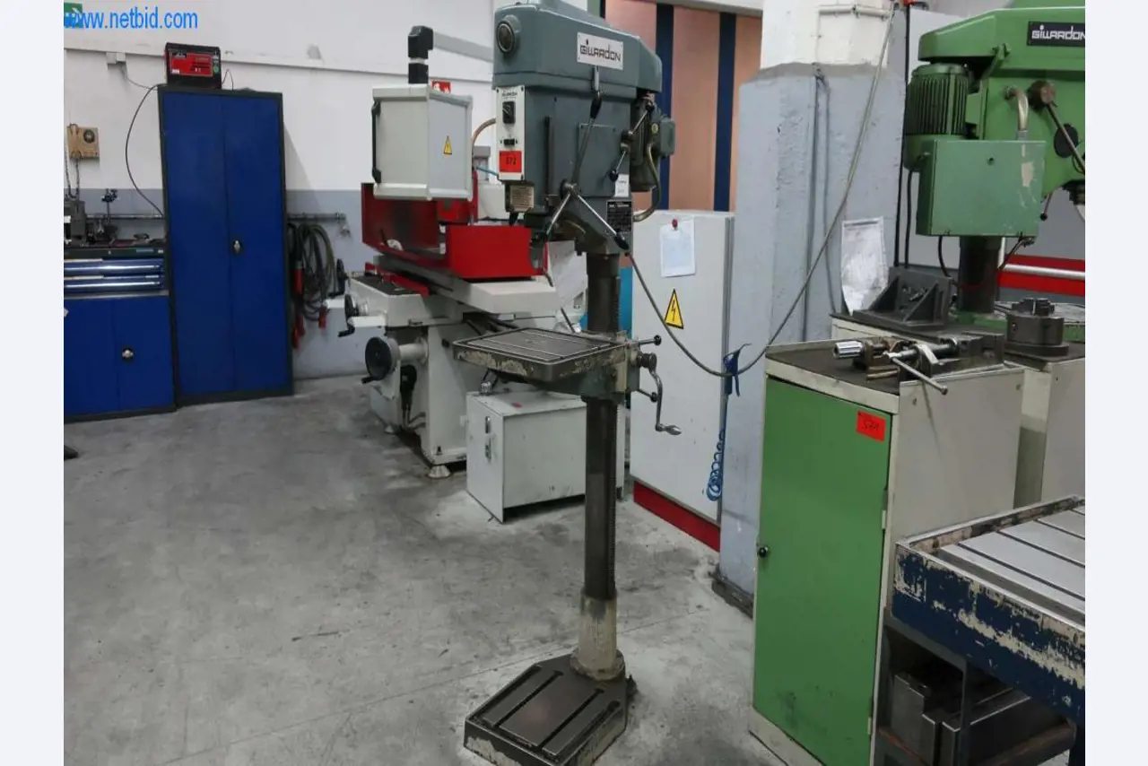 Sistemi za tlačno litje (Al/Mg) 480 - 1.050 ton,
Mehanska obdelava, izdelava orodij
-1