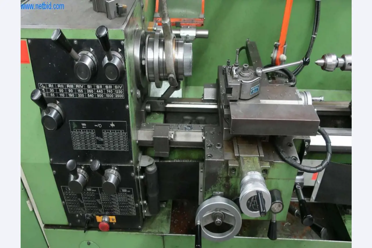 Druckgussanlagen (Al/Mg) 480 – 1.050 t,
Mechanische Bearbeitung, Werkzeugbau
-2