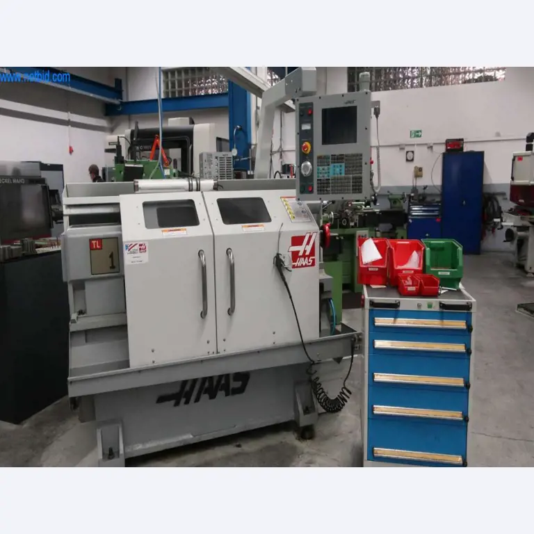 Druckgussanlagen (Al/Mg) 480 – 1.050 t,
Mechanische Bearbeitung, Werkzeugbau
-2