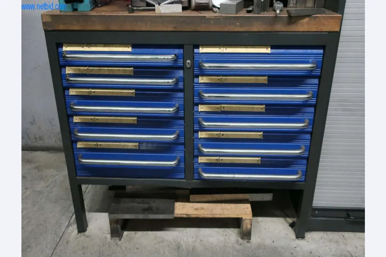 Druckgussanlagen (Al/Mg) 480 – 1.050 t,
Mechanische Bearbeitung, Werkzeugbau
-4