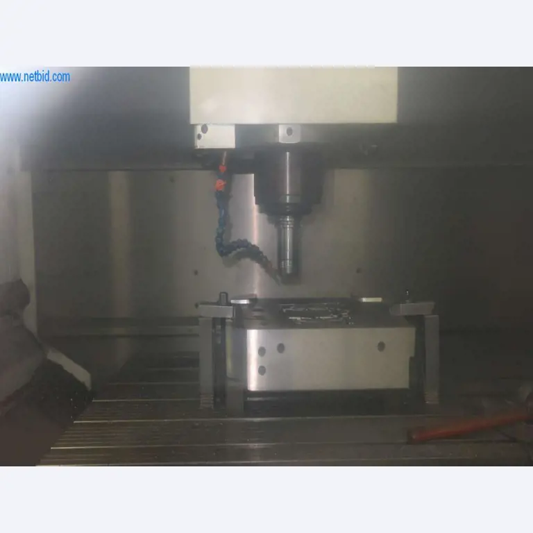 Druckgussanlagen (Al/Mg) 480 – 1.050 t,
Mechanische Bearbeitung, Werkzeugbau
-13